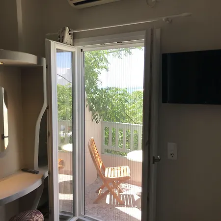 ホテル Afrodite Tínos